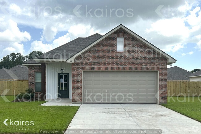 Building Photo - 102 Rainfall Ln