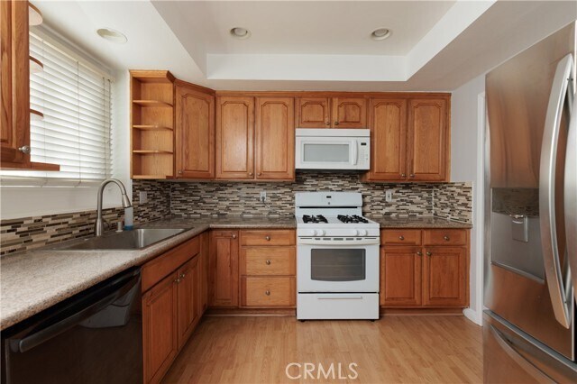 Building Photo - 1217 W 213th St