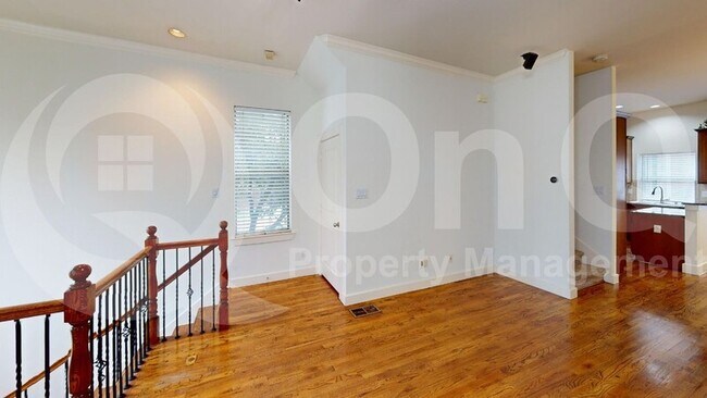 Building Photo - 4105 Lafayette St