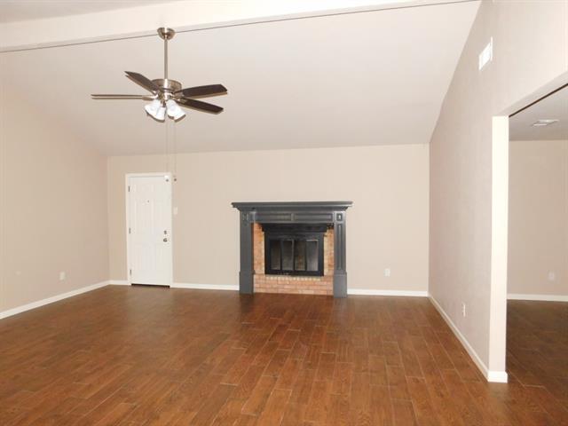 Building Photo - 502 Colonial Dr