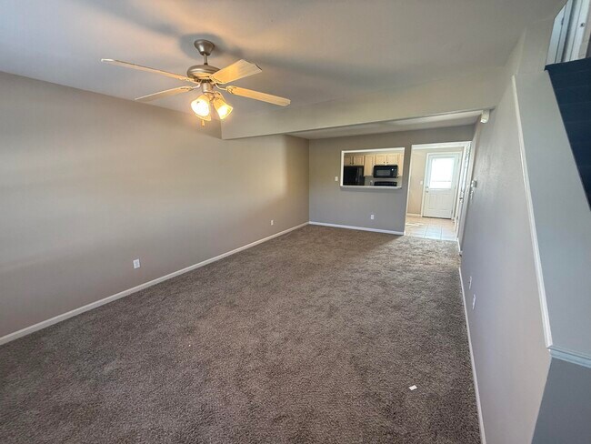 Building Photo - 214 Arctic Wolf Ct