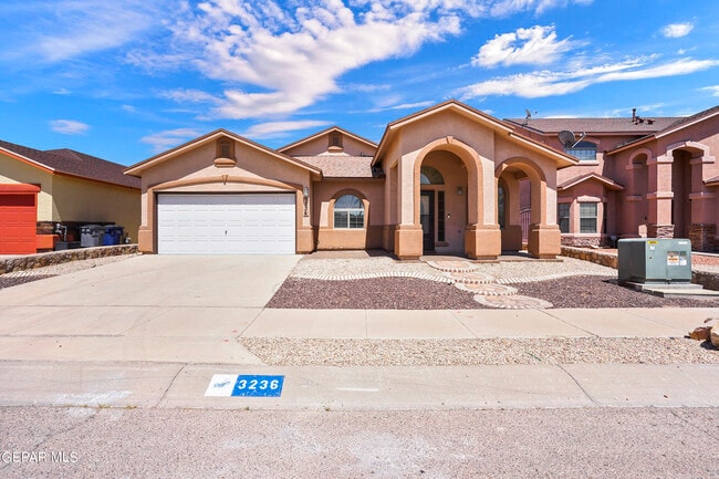 Building Photo - 3236 Sunset Point Dr