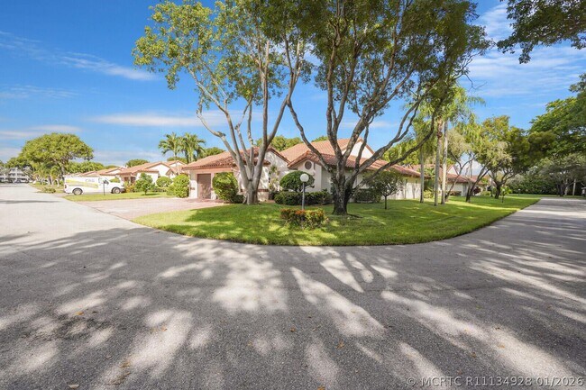 Building Photo - 6099 Waldwick Cir