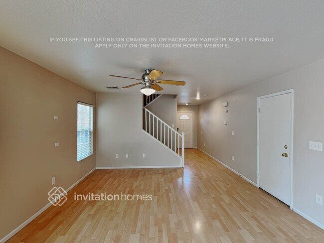 Foto del edificio - 7329 Halsey Ct