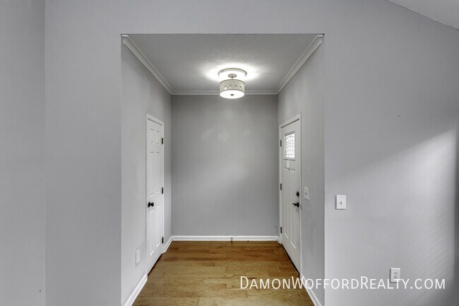 Foto del edificio - 34 Park Crest Pl