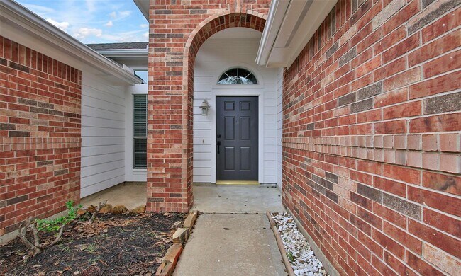 Foto del edificio - 2414 Cres Hollow Ct