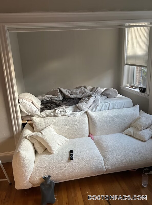 Foto del edificio - 211 Park Dr