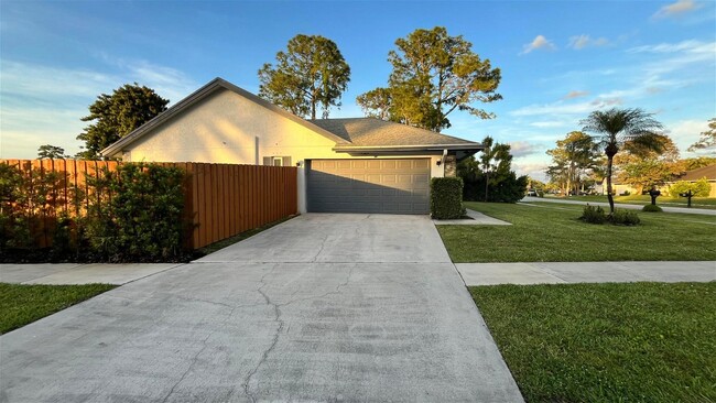 Foto del edificio - Barberry Drive, Wellington, FL 33414 - 3 B...