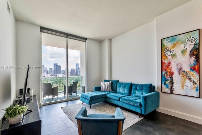 Foto del edificio - 2525 SW 3rd Ave