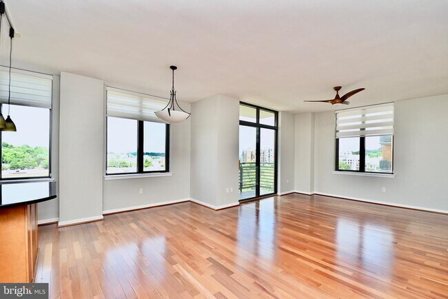 Foto del edificio - 2720 S Arlington Mill Dr