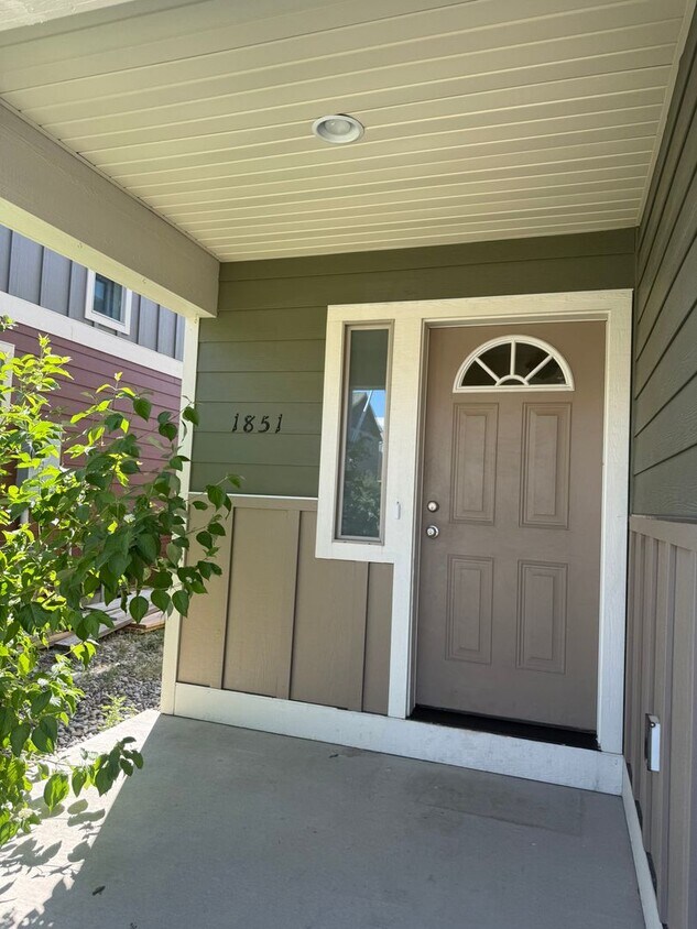 Foto principal - 1851 Buckrake Ave