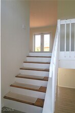 Building Photo - 2309 SE 5th Pl