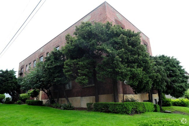 Building Photo - 105 Ward St