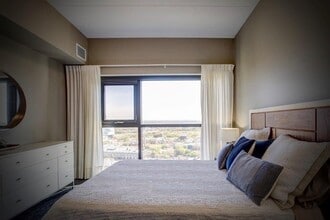 Building Photo - 300 Assiniboine