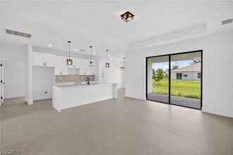 Building Photo - 208 Pembroke St