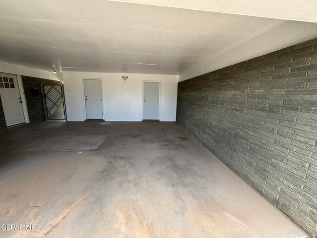 Building Photo - 5704 Miami Ct
