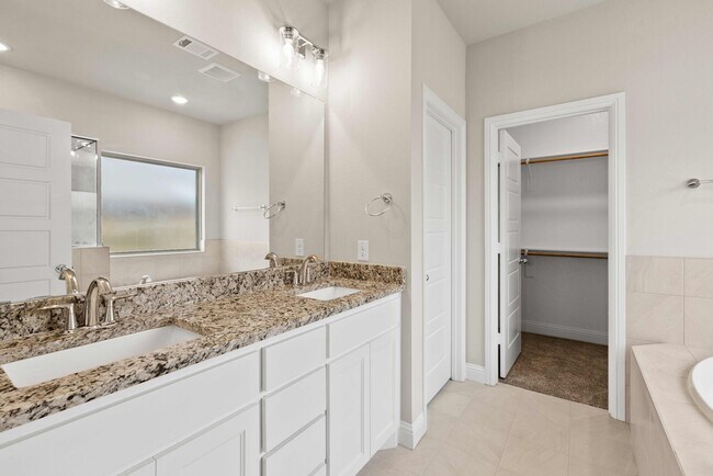 Building Photo - 610 Timberline Dr