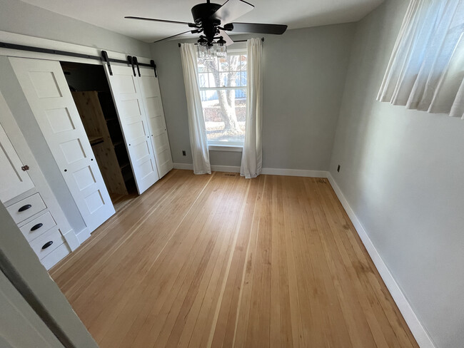 Bedroom - 110 Lewis St