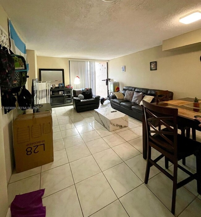 Foto del edificio - 20102 SW 123rd Dr