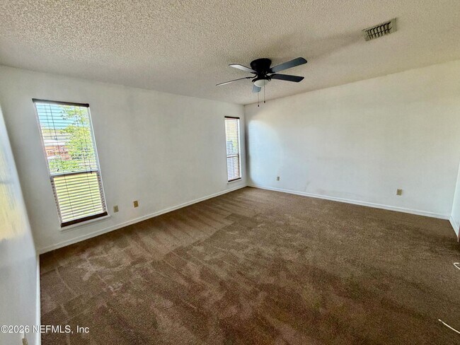 Foto del edificio - 11548 Willet Ct N