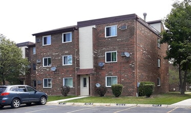 Building Photo - 490 Pleasant Run Dr