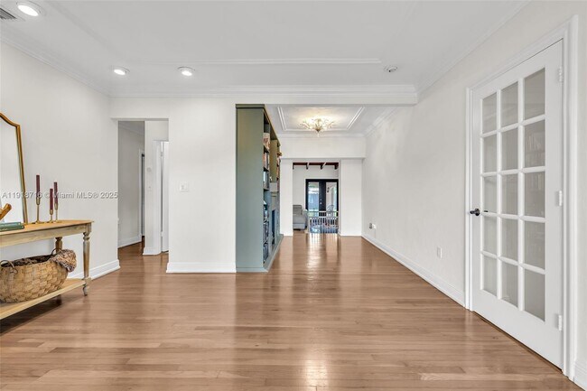 Foto del edificio - 6376 SW 15th St