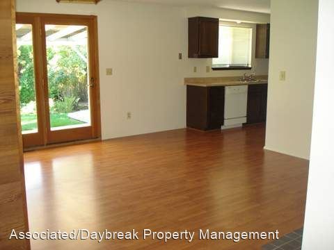 Building Photo - 3 br, 2 bath House - 1403 S. 32nd Ave.