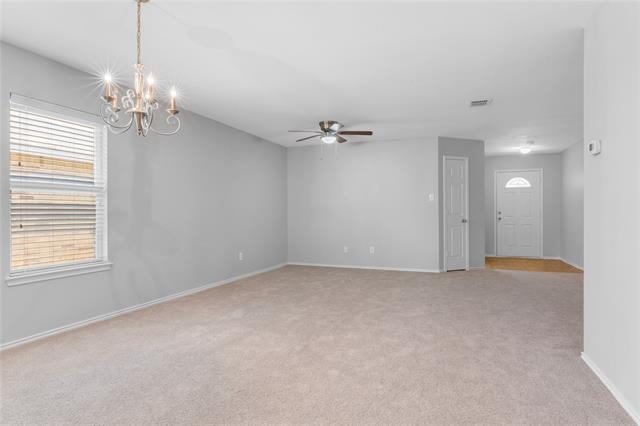 Building Photo - 4004 Thoroughbred Trail