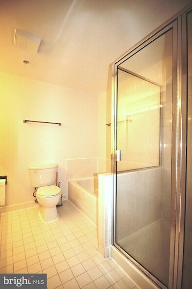 Foto del edificio - 2301 N Street NW Unit 407