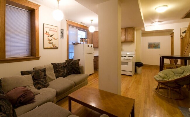 Foto del edificio - 3711 N Fremont St