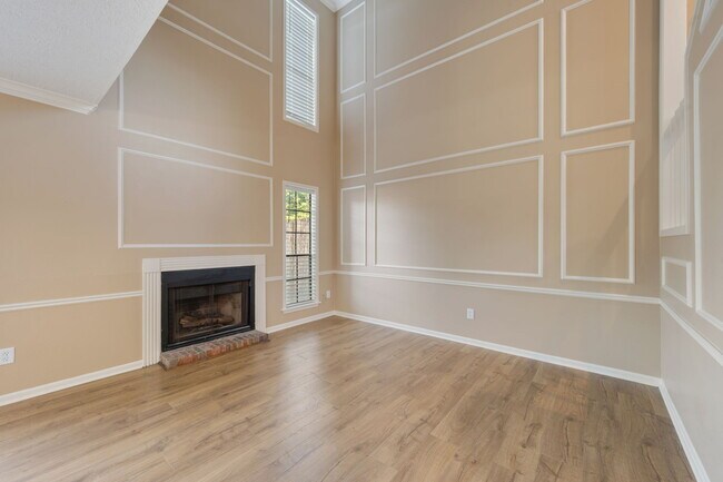 Foto del edificio - 2533 Cross Timbers Dr