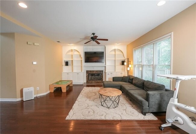 Foto del edificio - 350 Scarborough Way