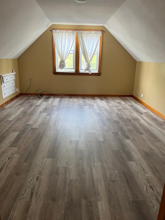 Building Photo - 4319 W 59th St