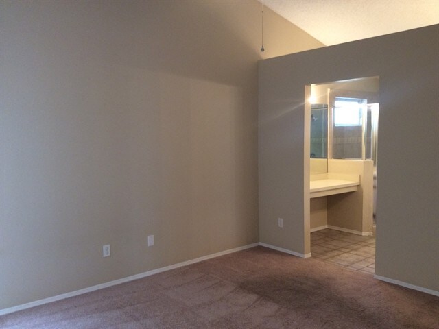 Building Photo - 6549 Abercrombie Ct