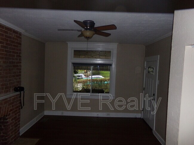 Building Photo - 115 Merrimac St