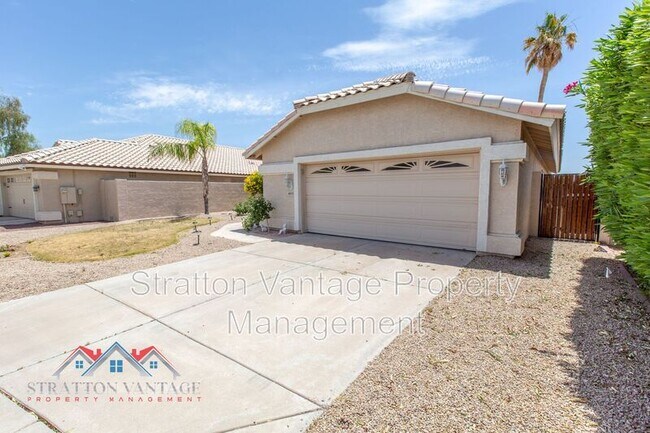 Building Photo - 4035 E Rock Wren Rd