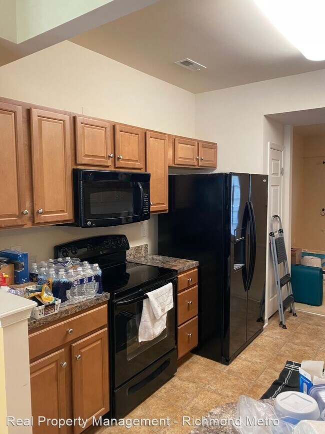 Building Photo - 3 br, 2.5 bath House - 940 Kitty Hamilton ...