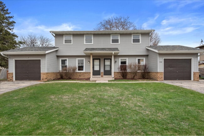 Building Photo - 7514 S 75th St
