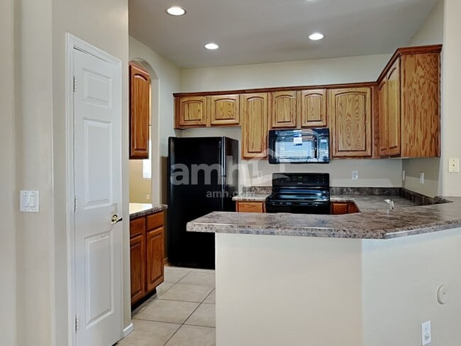 Foto del edificio - 11626 W Jefferson St