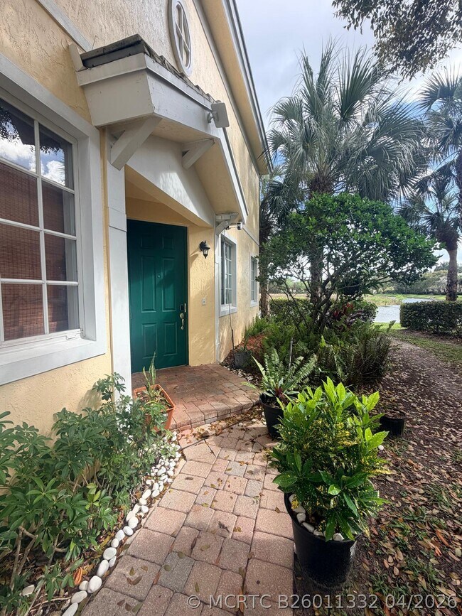 Foto del edificio - 7644 Foxcroft Ln