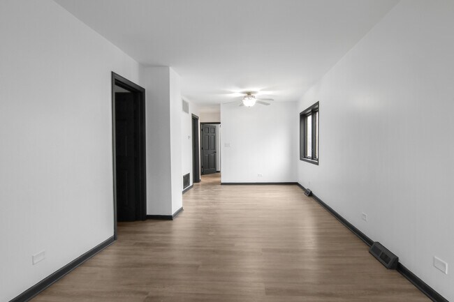 Foto del edificio - 6546 W Cornelia Ave