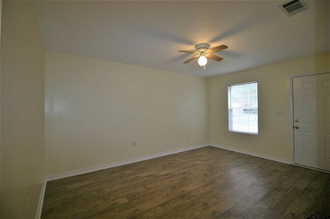 Building Photo - 532 Brock Ave