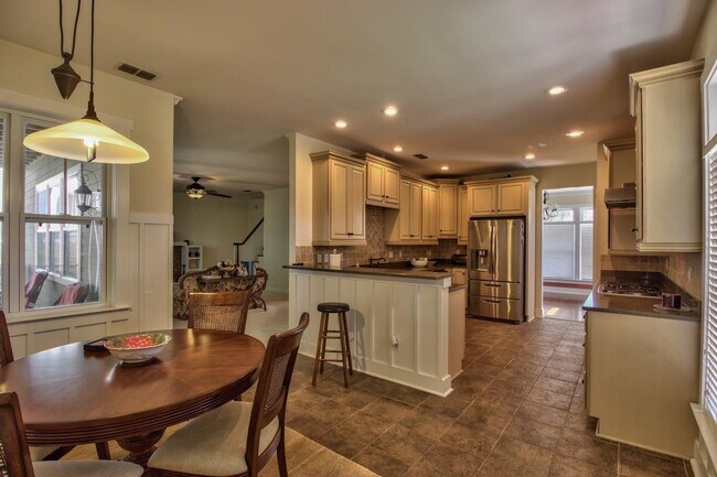 Building Photo - 3792 Wentworth Way