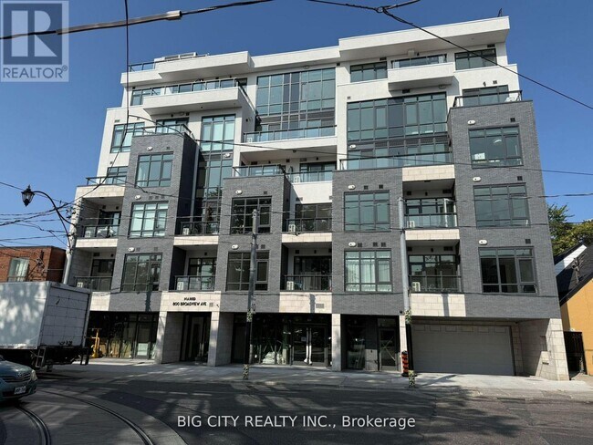 Photo du bâtiment - 800 Broadview Ave
