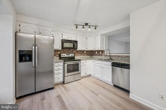 Building Photo - 29 Wagon Wheel Dr