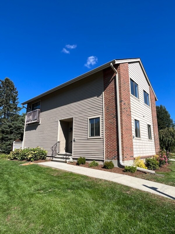 330 Merwin Ave Unit H11, Milford, CT 06460 Condo for Rent in Milford