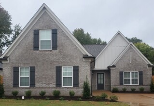 Building Photo - 6183 Clover Ct