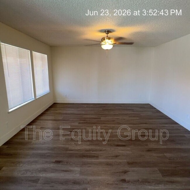 Foto del edificio - 3535 W Campus Ave.