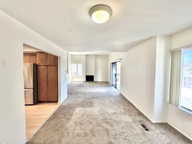 Building Photo - COMING SOON: BIG College Area Townhome 4 Bed / 2.5 Bath garage, AC, pool, W/D