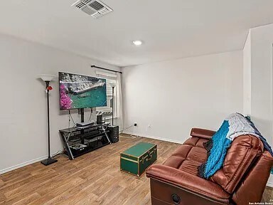 Foto del edificio - 5826 Kendall Pr